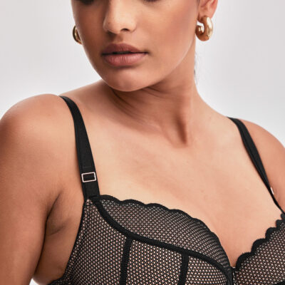 Chita PU big бюст (черн)