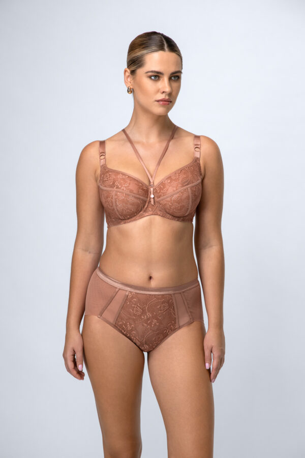 Chiara M бюст (капучино)