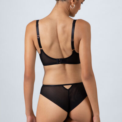 Ether бразильяна